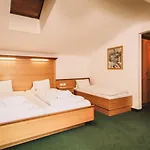 Hotel Hotel Martini Kaprun Inkluding Breakfast, Free Parking And Zell Am See-Kaprun Summer Card 3*