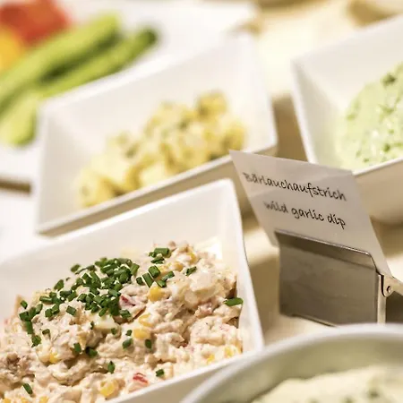 Hotell Martini Inkluding Breakfast & Free Parking