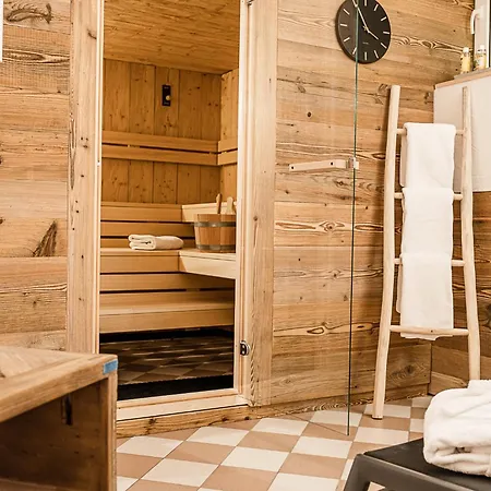 Martini Inkluding Breakfast & Free Parking 3* Капрун