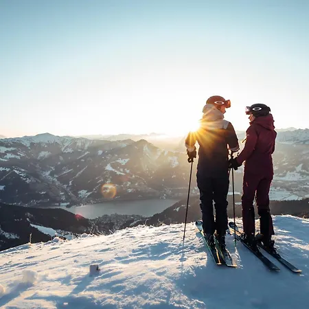 Martini Inkluding Breakfast & Free Parking 酒店 3*