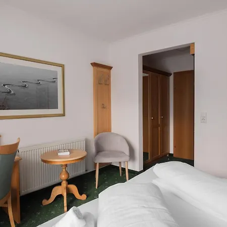 Hotel Martini Kaprun Including Free Parking And Zell Am See-Kaprun Summer Card