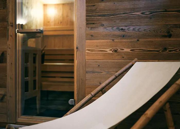 Martini Inkluding Breakfast & Free Parking 酒店 3*