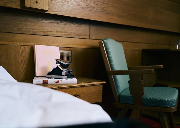 Martini Inkluding Breakfast & Free Parking